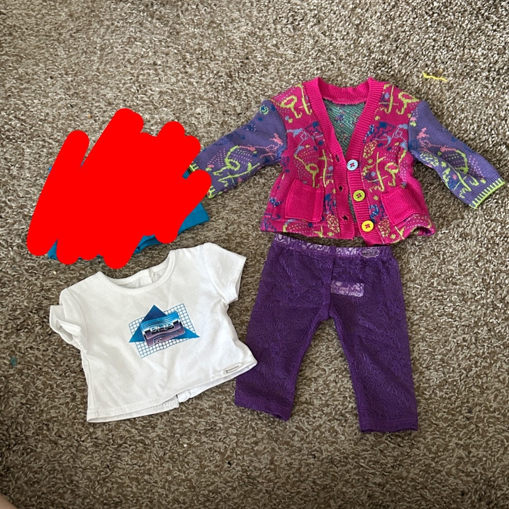 American Girl Courtney 1986 clothe bundle